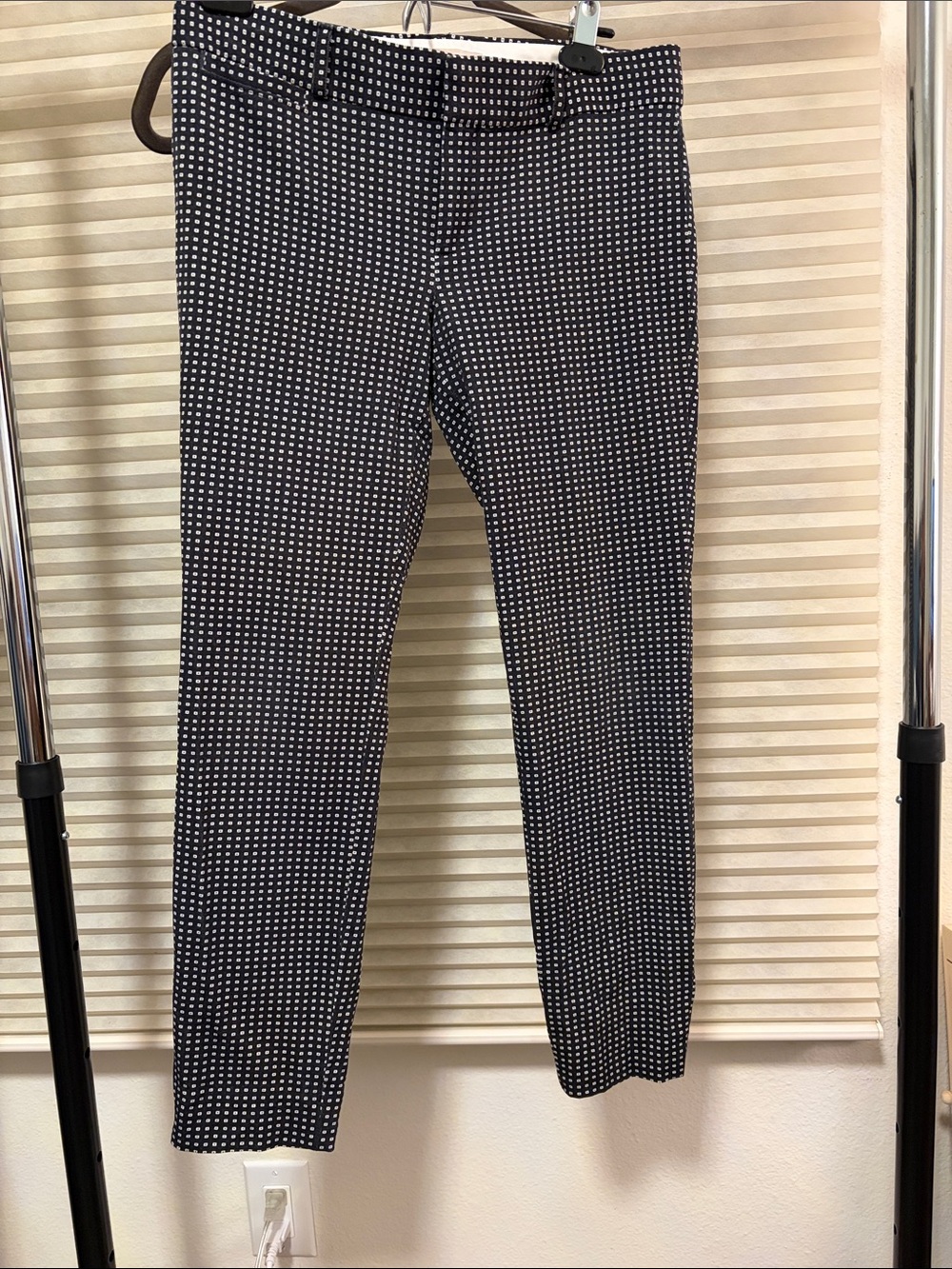 Banana Republic Black & White Patterned Sloan Pants